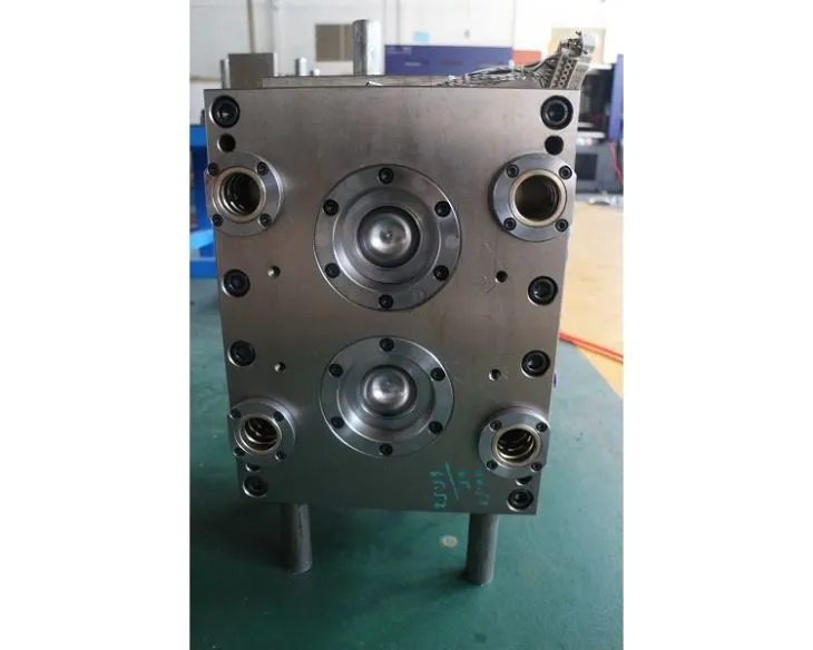 Wide Mouth Preform Mould