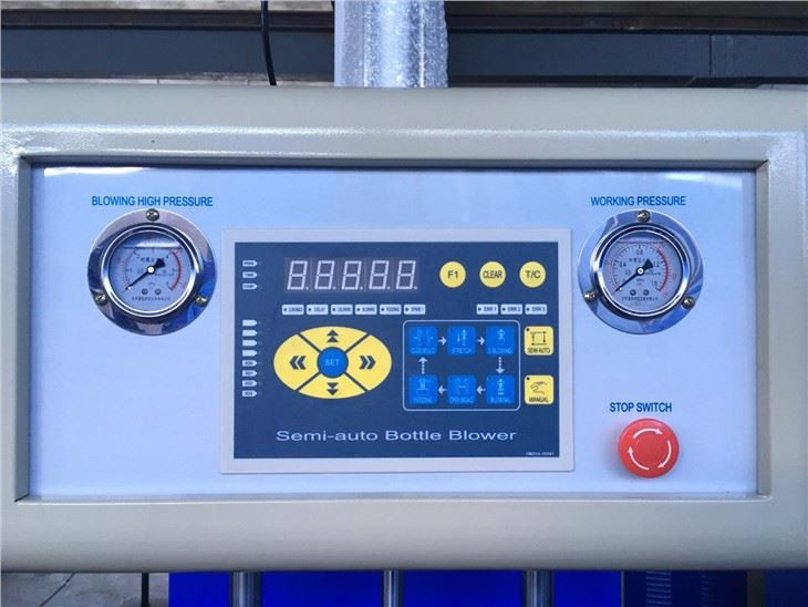 Plastic PET Bottle Manufacturing Machine