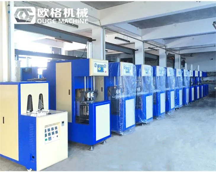 Halvautomatisk formblåsningsmaskin